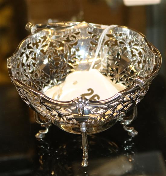 George V pierced silver bon bon dish